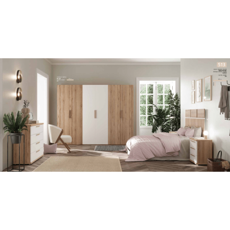 Dormitorio en color roble natural y blanco, con amplio armario