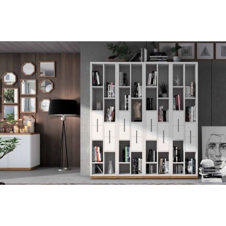 Estanteria lacada en blanco en Calatayud